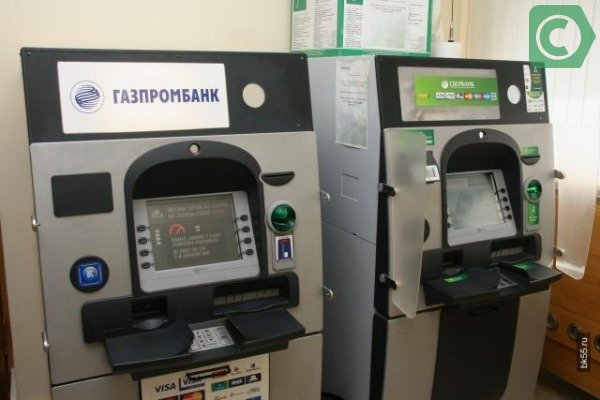 многофункциональные терминалы и банкоматы позволяют решать много вопросов клиентов