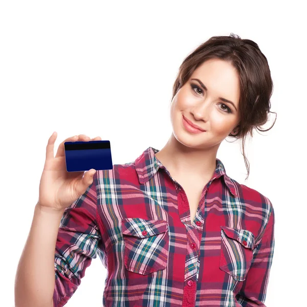 Счастливая женщина покупки с помощью кредитной карты - изолированные над белой — стоковое фото